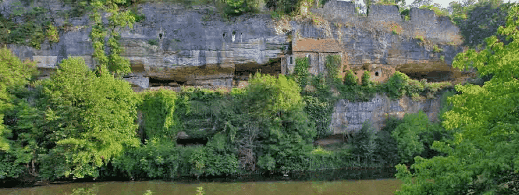 Le village de la Madeleine