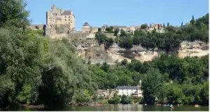 château de Beygnac à Dordogne