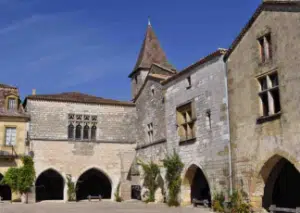 Bastide de Montzapier à Perigord Noir
