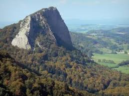 Les roches tuilieres et sanadoire Mont dore