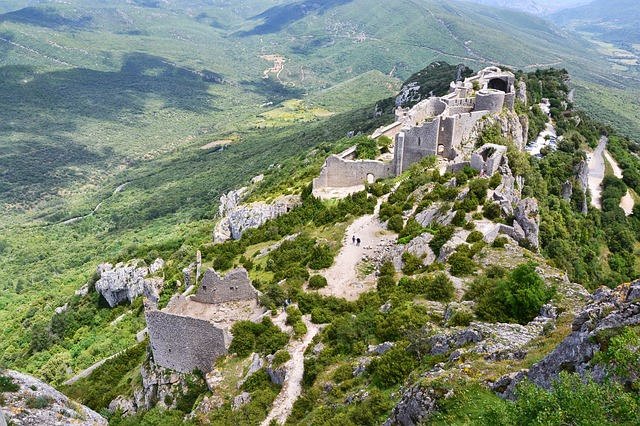 chateau de Peyrepertuse