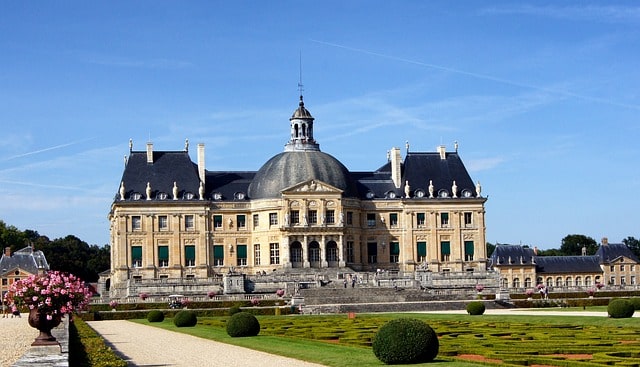 chateau vaux-le-vimcompte