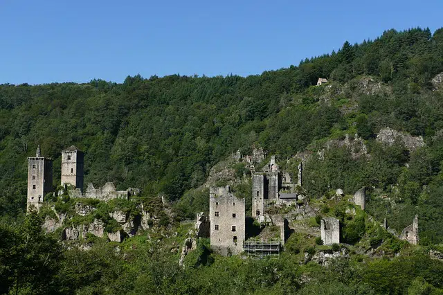 Tours de Merle