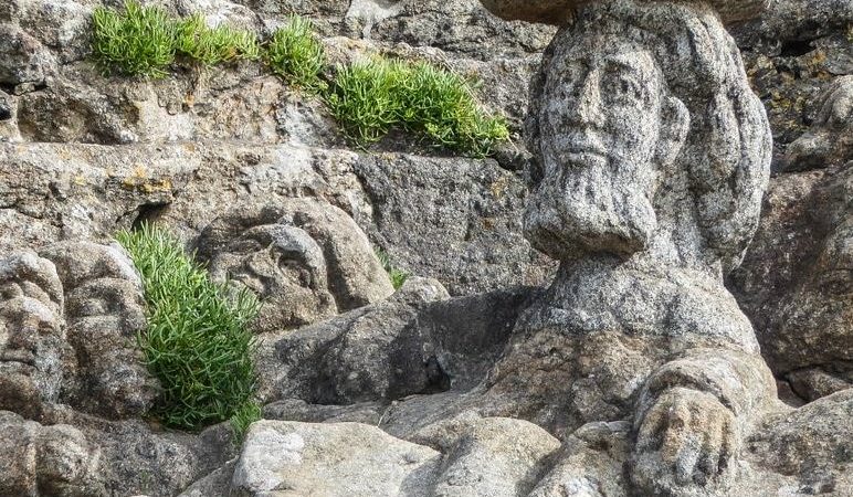 Rochers sculptés en Bretagne: ce que vous devez savoir (en 2020)