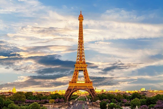Analyse du Tourisme en France (Histoire et Statistiques)