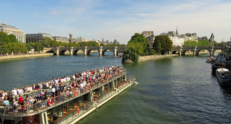 Tourisme Fluvial en France : Ce Que Vous Devez Savoir