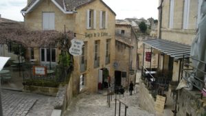 L'Histoire Incroyable de Saint Emilion (racontée simplement)