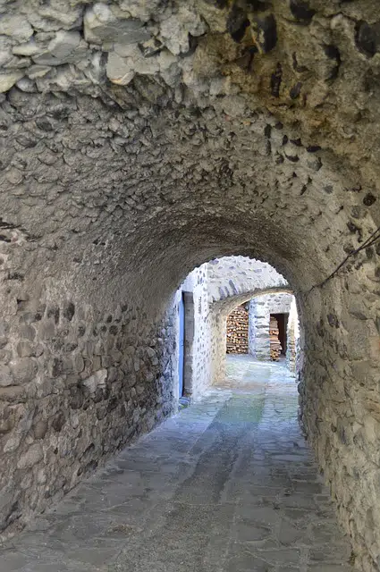 Joyeuse, village typique de l’Ardèche (une histoire incroyable)