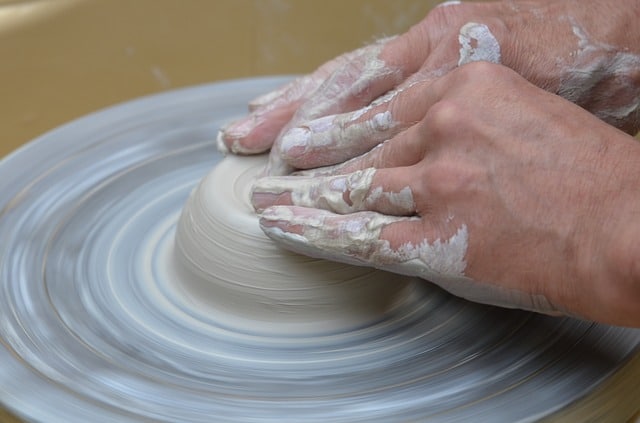 L’artisan potier de Montélimar donne aussi des cours du soir